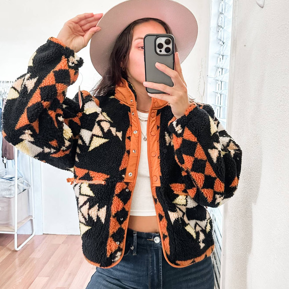 Free People Jackets & Blazers - Free People Hit The Slopes Fleece Jacket Size Small